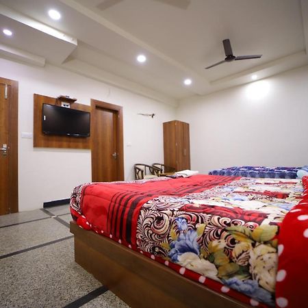 Hotel Royal Phoenix Agra  Dış mekan fotoğraf