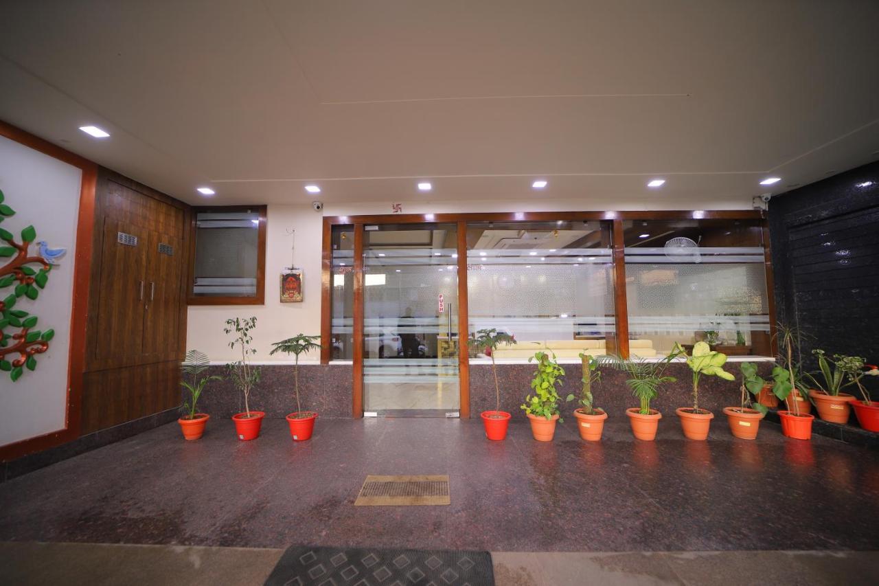 Hotel Royal Phoenix Agra  Dış mekan fotoğraf