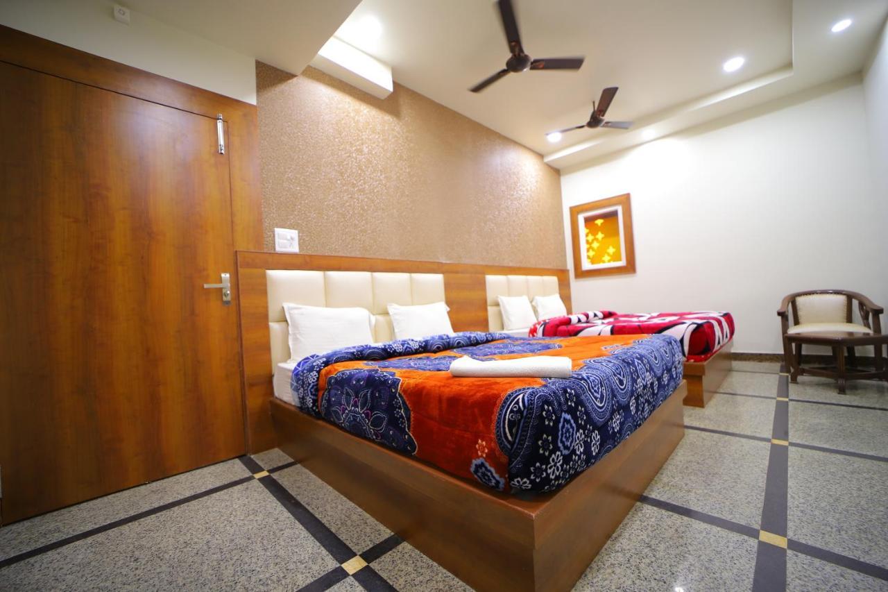 Hotel Royal Phoenix Agra  Dış mekan fotoğraf
