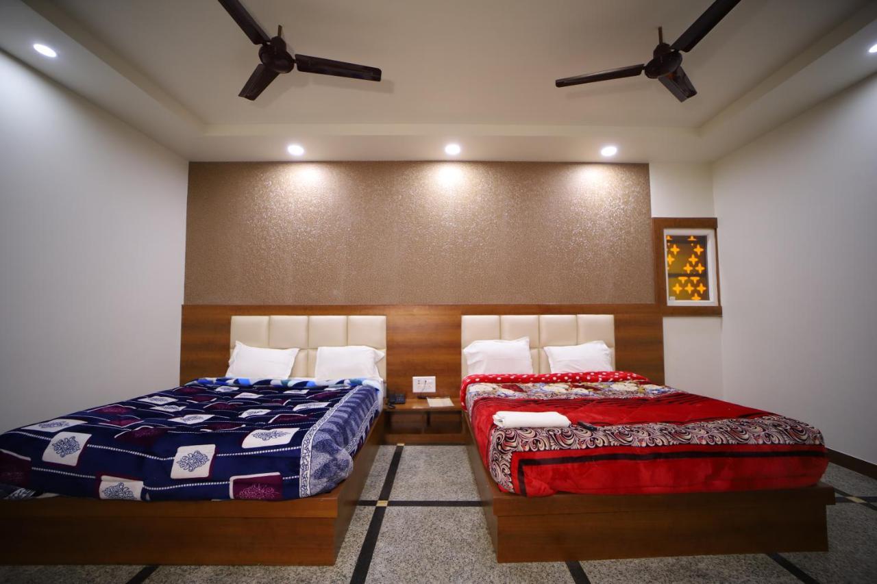 Hotel Royal Phoenix Agra  Dış mekan fotoğraf