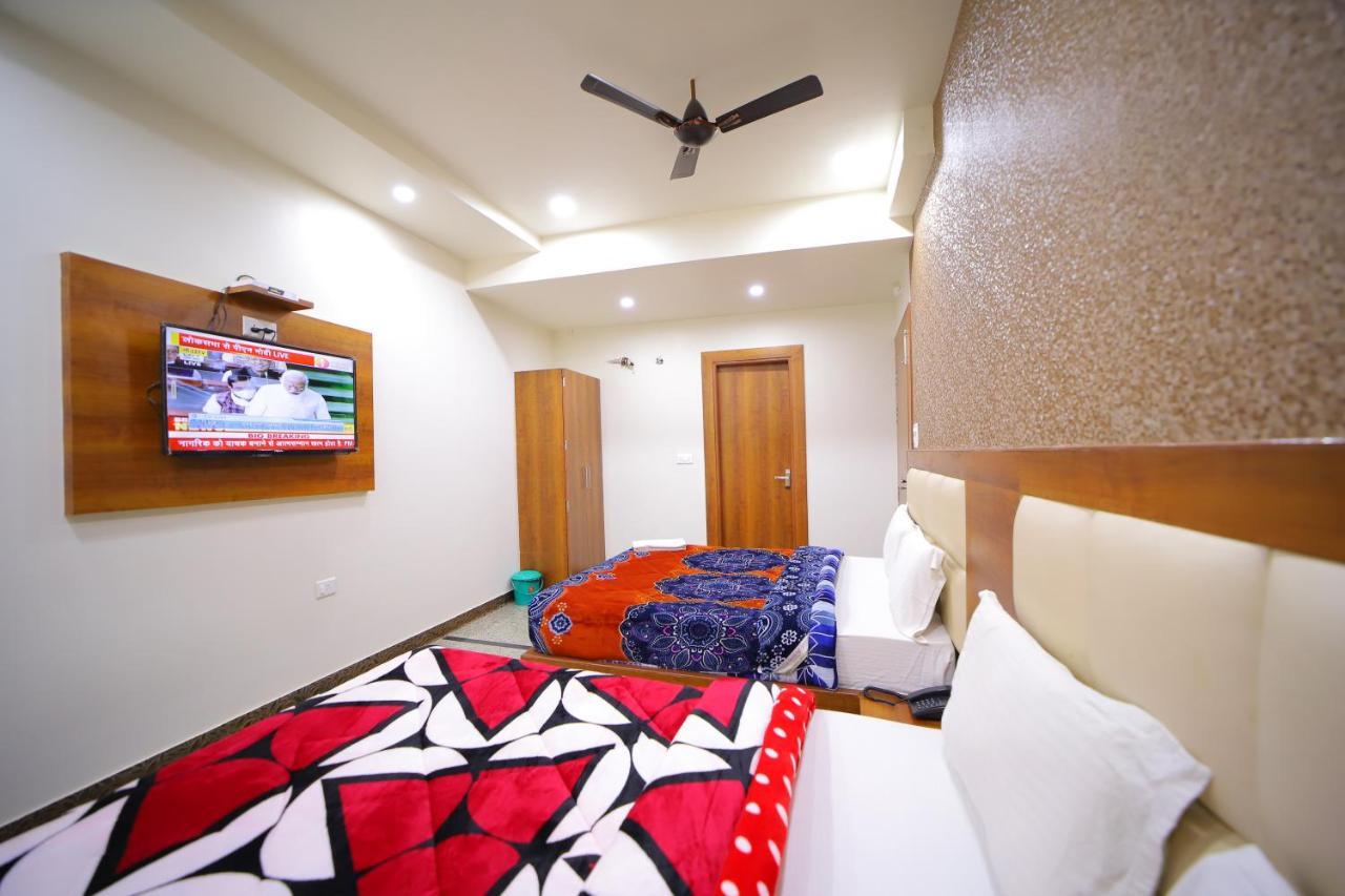 Hotel Royal Phoenix Agra  Dış mekan fotoğraf
