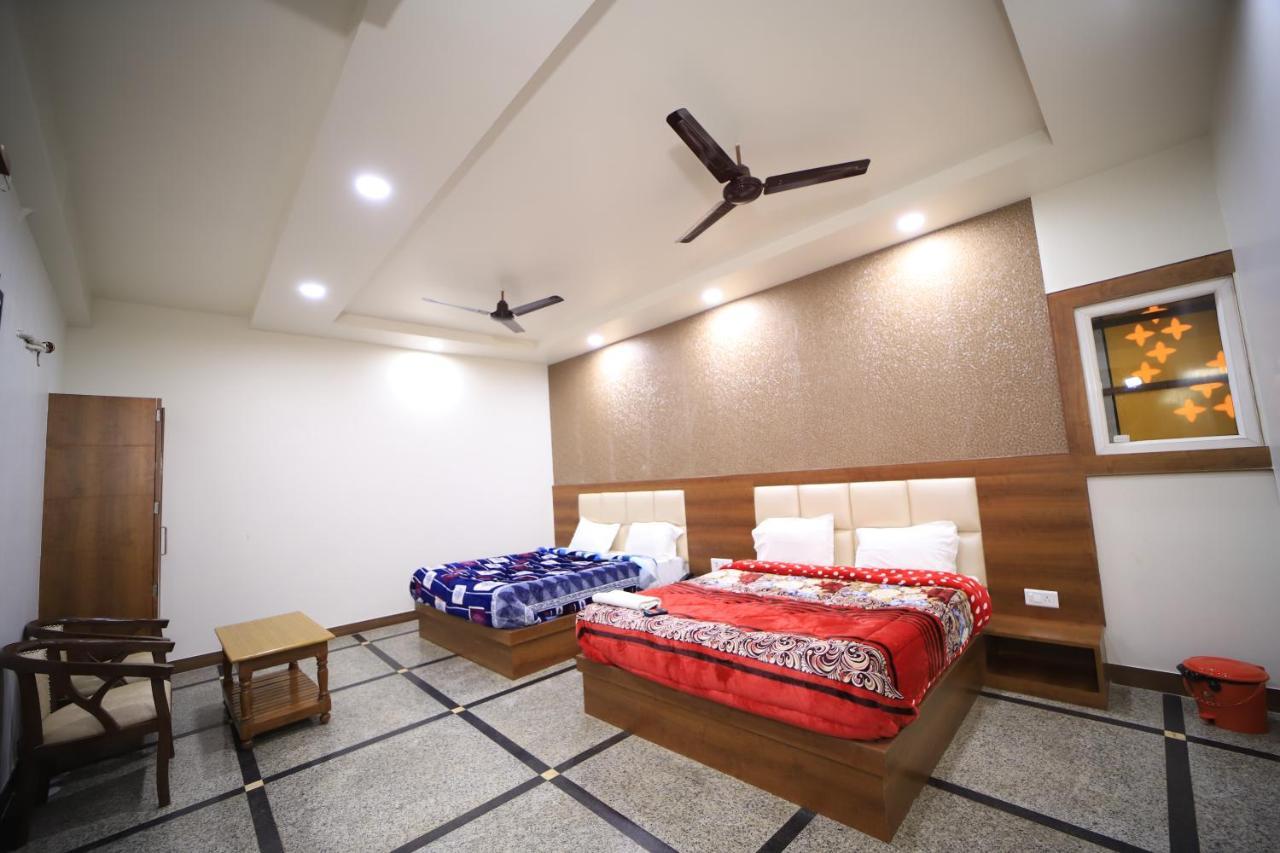 Hotel Royal Phoenix Agra  Dış mekan fotoğraf