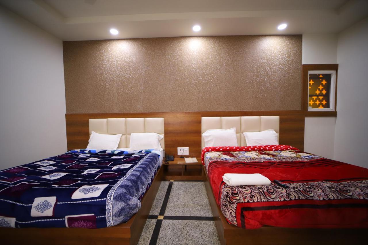 Hotel Royal Phoenix Agra  Dış mekan fotoğraf